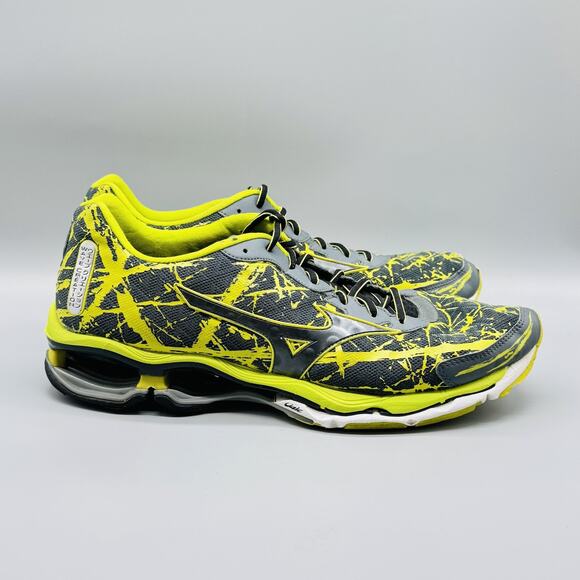 Mizuno Shoes Mens 14 Gray Yellow Paint Splatter Wave Creation 16 Running Sneaker - Picture 1 of 12
